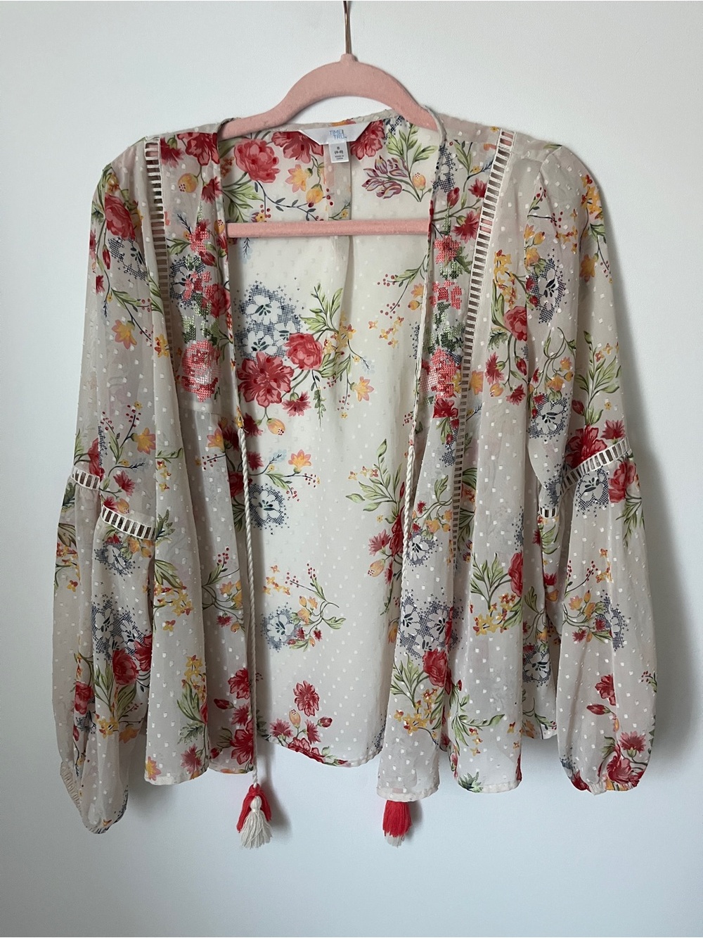 Time and Tru Beige Sheer Floral Embroidered with Tassels S 4 6